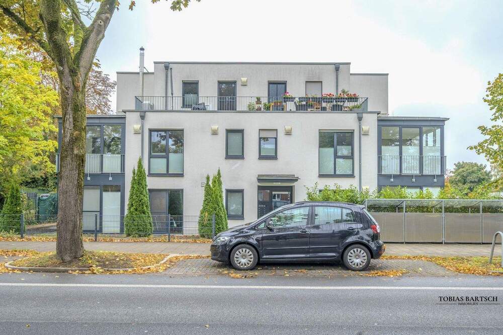 Thumbnail-Exklusive Eigentumswohnung in Düsseldorf-Lohausen - modernes Baujahr, 4 Zimmer - wird bezugsfrei