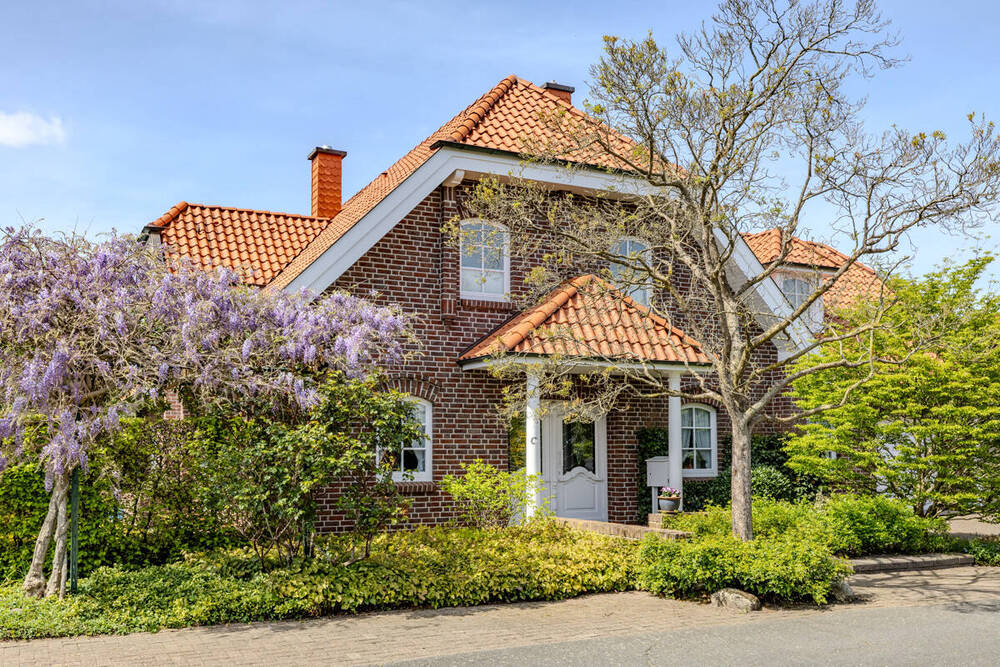 Thumbnail-Großzügiges Einfamilienhaus im Landhausstil - Ruhige Siedlungslage in Bad Zwischenahn