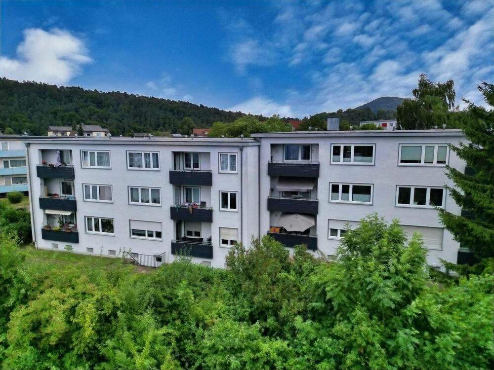 Thumbnail-Attraktives 12-Parteien-Mehrfamilienhaus - vollvermietet, modernisiert & nachhaltig beheizt!