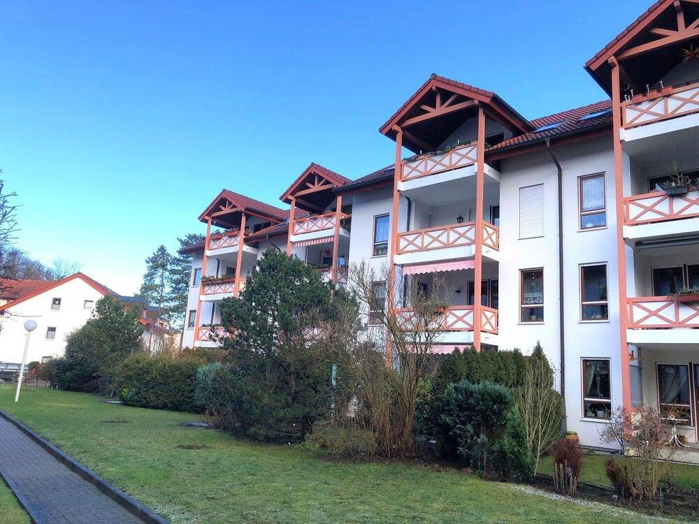 Thumbnail-freiwerdende 3-Raum-Wohnung mit Balkon und TG-Stellplatz