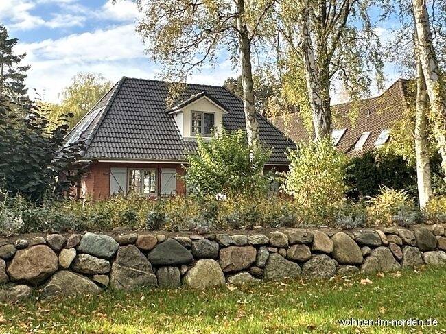 Thumbnail-Hohwacht: Modernes Einfamilienhaus mit zauberhaftem Grundstück in allerbester Lage