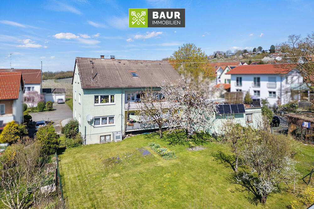 Thumbnail-Investieren & Renovieren - Mehrfamilienhaus mit sicherer Mieteinnahme und Ausbaupotenzial in Ravensburg