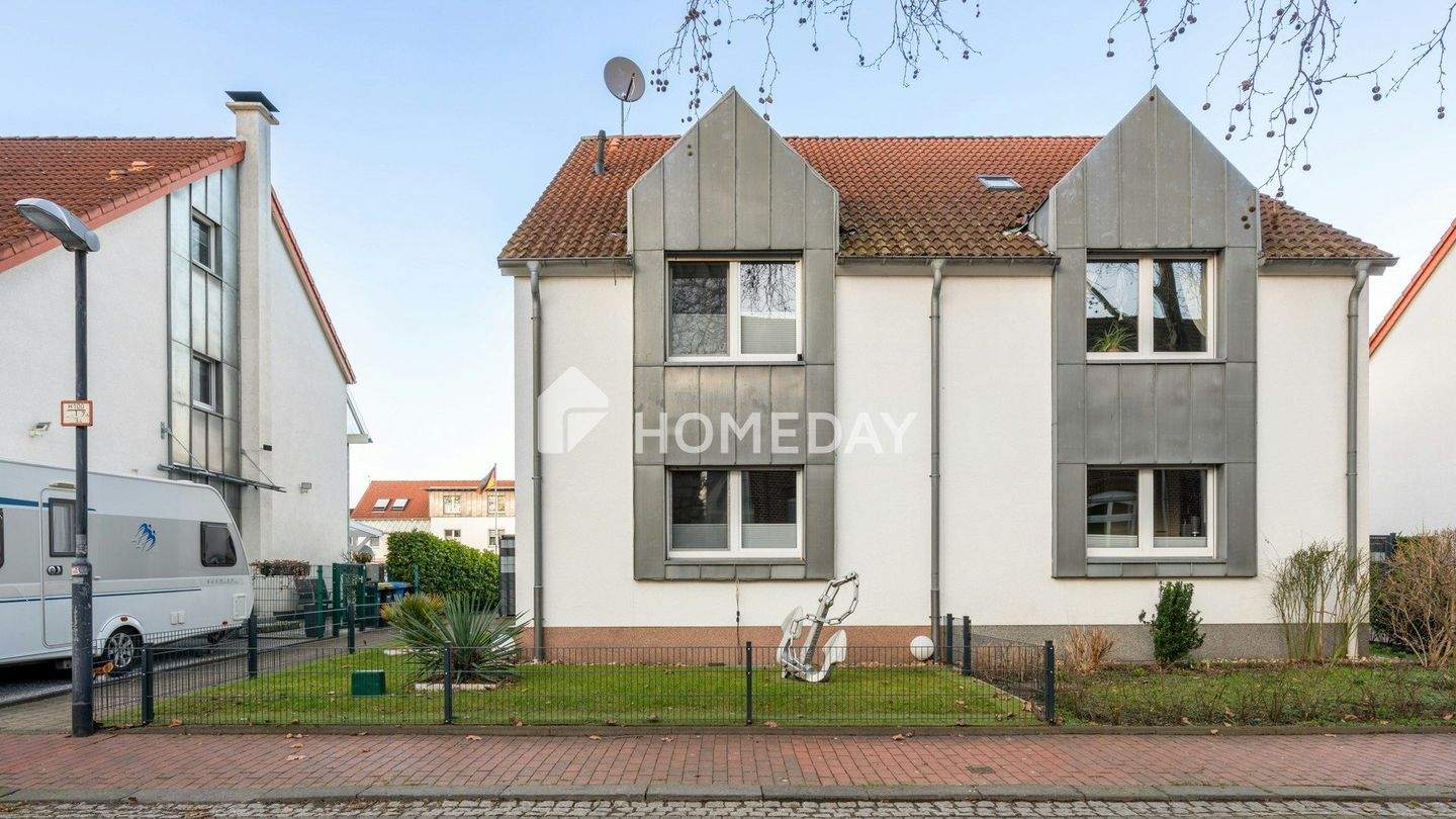 Thumbnail-Moderne Doppelhaushälfte mit Garten, Terrasse und Garage - gepflegt & familienfreundlich