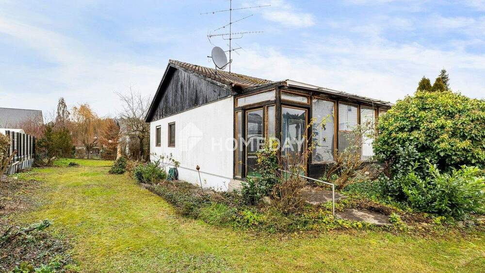 Thumbnail-Familienfreundliches Einfamilienhaus mit Wintergarten und ausgebautem Keller in Furth