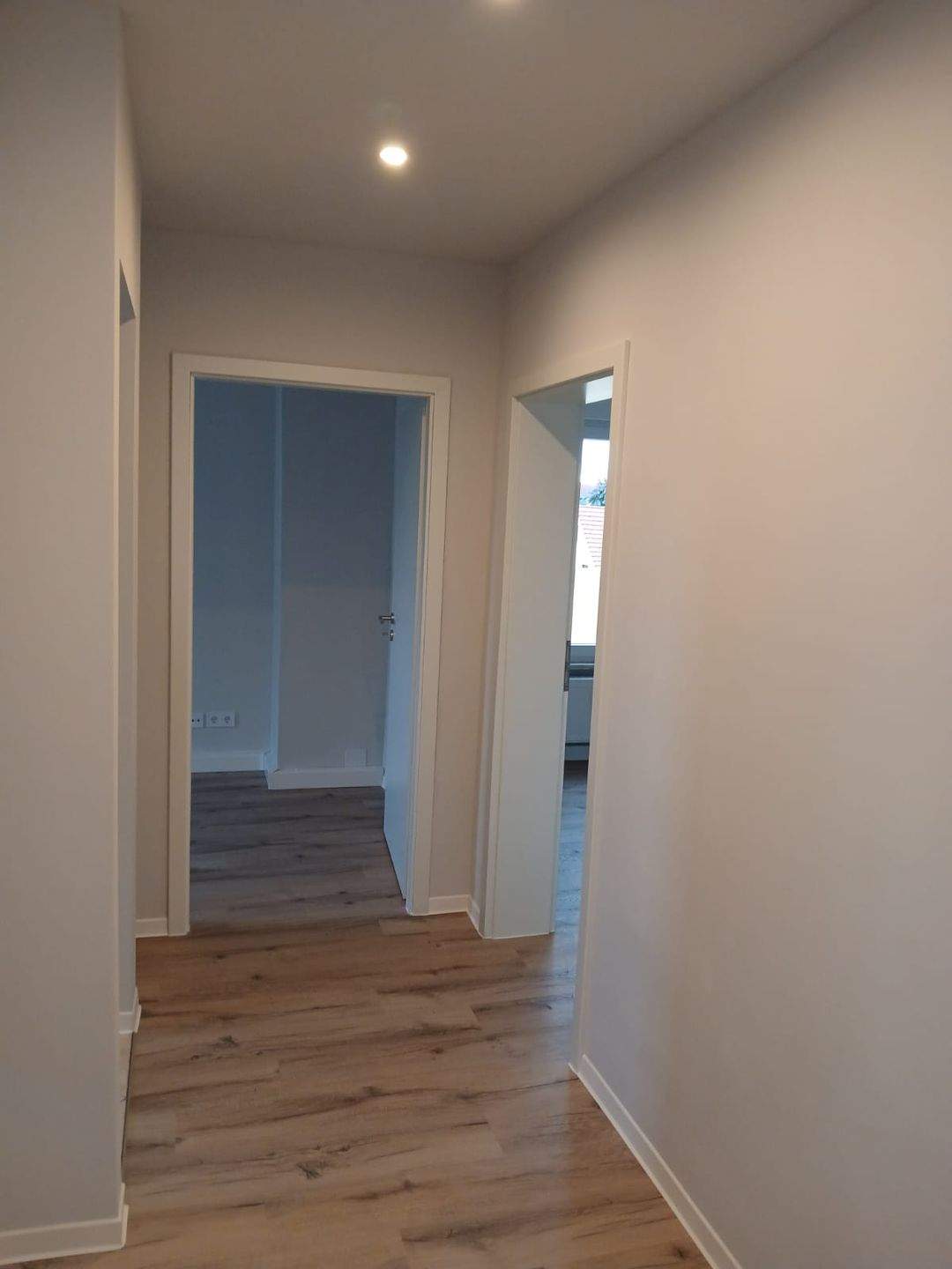 Thumbnail-Schöne sanierte 3-Zimmer-Wohnung mit Balkon - Erstbezug