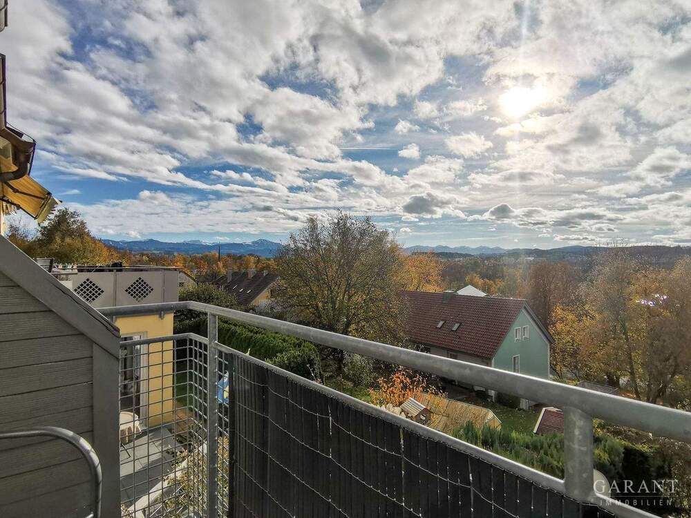 Thumbnail-Sonnige, vollmöbilierte 3 Zimmer-Wohnung mit Süd-Balkon - Bergblick und Blick über Kempten!