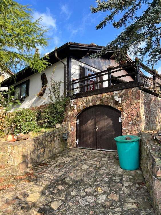 Thumbnail-Gemütliches Wohnhaus mit großzügigem Garten und 158m² Nutzfläche.