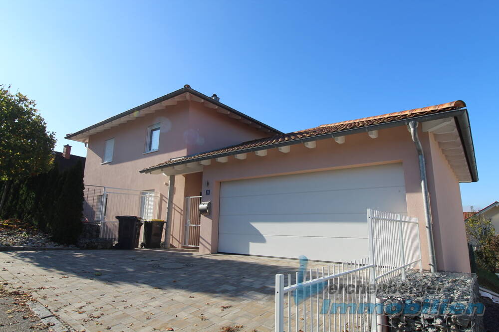 Thumbnail-*** Lichtdurchflutetes Domizil der Extraklasse für gehobene Ansprüche in Eichendorf ***