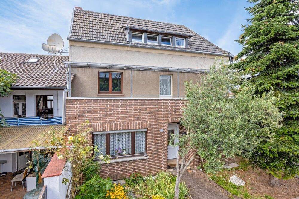 Thumbnail-Zweifamilienhaus teilweise modernisiert mit Garagenhof zum Wohnen u. Arbeiten Mehrgenerationen 226m²