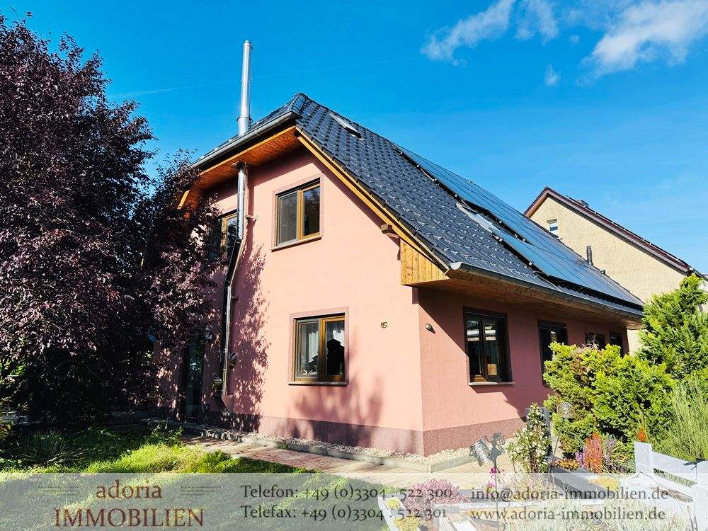 Thumbnail-* RESERVIERT * Gepflegtes Einfamilienhaus für die große Familie mit liebevoll angelegtem Garten