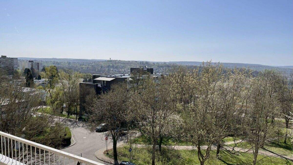 Thumbnail-Sonnige 3-Zimmer-Wohnung mit Loggia & Fernblick bis nach Frankreich - Eschberg