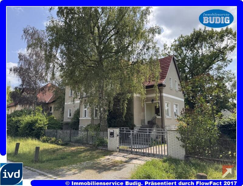 Thumbnail-Mehrgenerationenhaus mit Wohnungen, Gewerbe, Werkstatt und Garagen in zentraler Lage