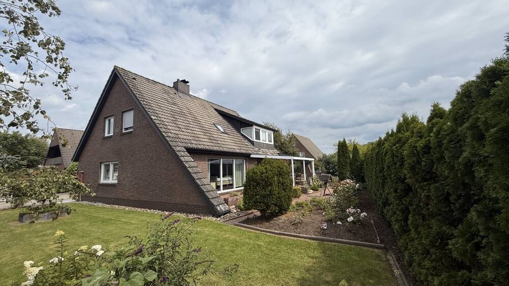 Thumbnail-Gepflegtes Einfamilienhaus mit Einliegerwohnung im Wangerland