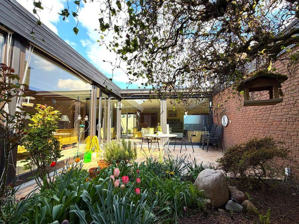 Thumbnail-Bungalow der Extraklasse mit viel Platz, großem Garten und zweiter Wohneinheit