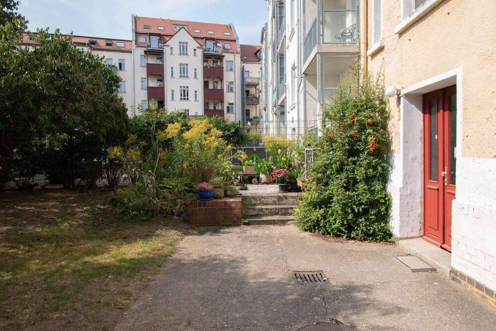 Thumbnail-HIER FINDEN SIE WERTSTEIGERUNGSPOTENZIAL Mehrfamilienhaus mit Teilungserklärung