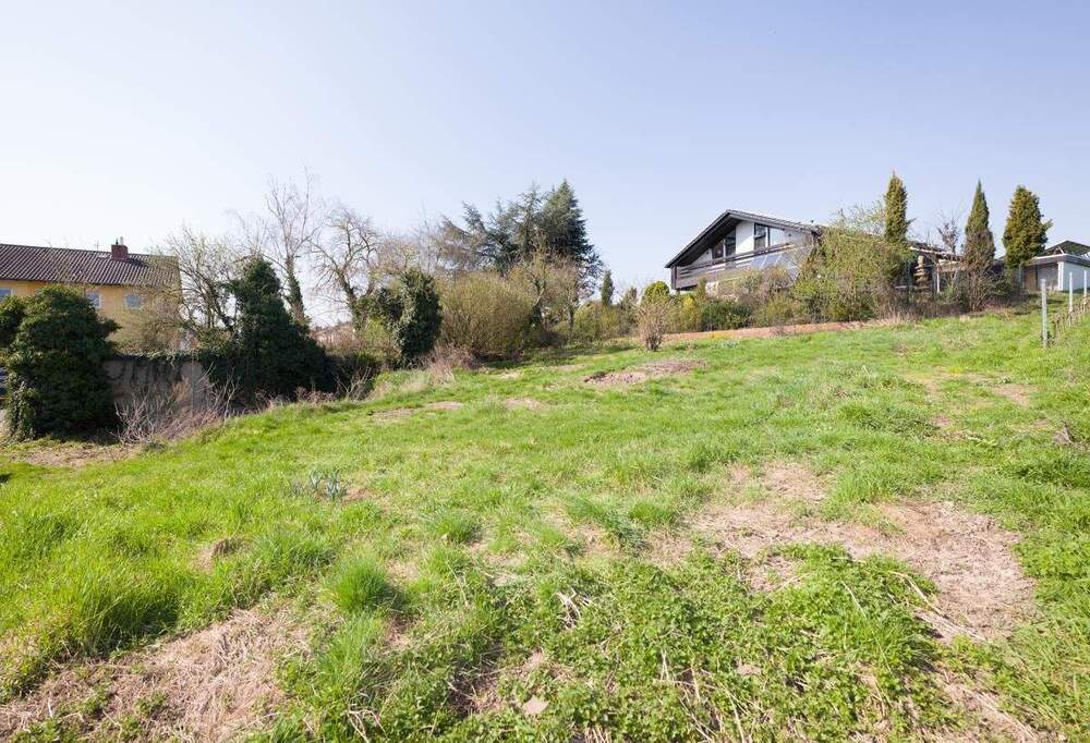 Thumbnail-Charmantes Baugrundstück mit Gewölbekeller in idyllischer Weinlage