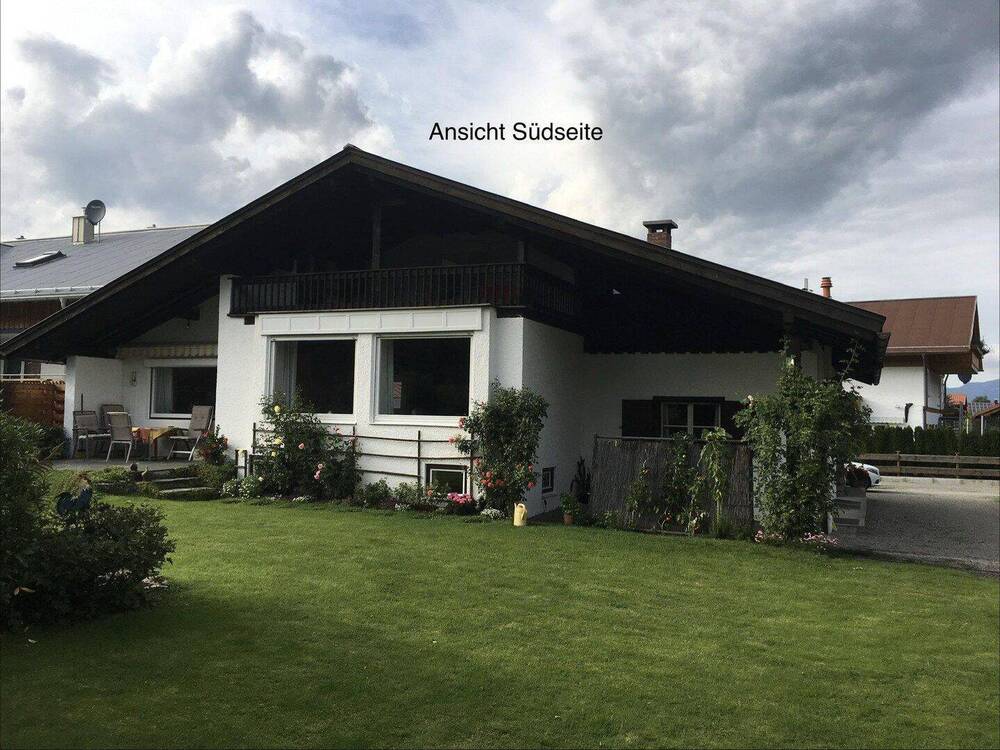 Thumbnail-Villengrundstück mit 50er Jahre Haus in ruhiger Aussichtslage inmitten von Oberstdorf gegen Gebot