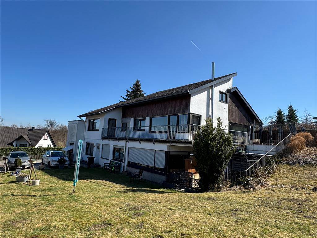 Ansicht mit Einliegerwohnung