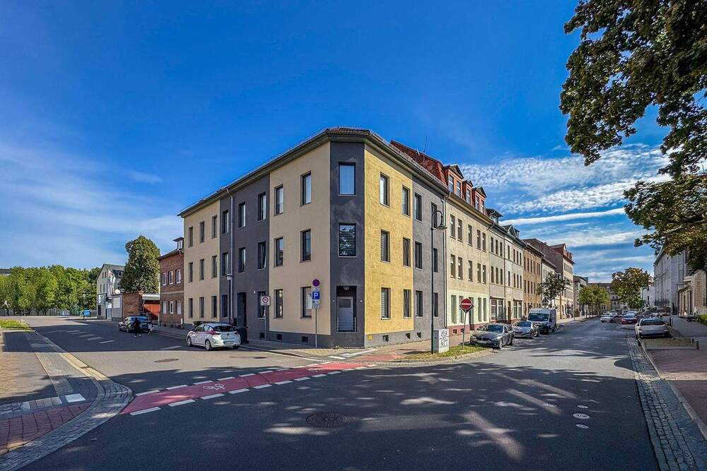 Thumbnail-WERTERHALT IM FOKUS | Nachhaltig vermietetes Mehrfamilienhaus mit acht Einheiten