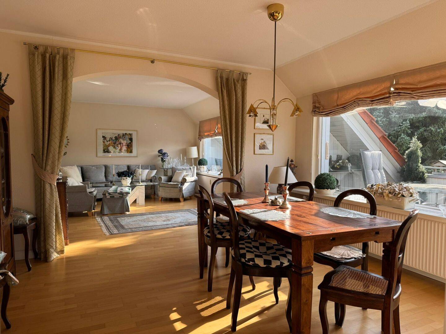 Thumbnail-*Gemütliche 3,5-Zi-DG-Wohnung mit 2 Balkonen & 2 Bädern im Zentrum von Osterode*