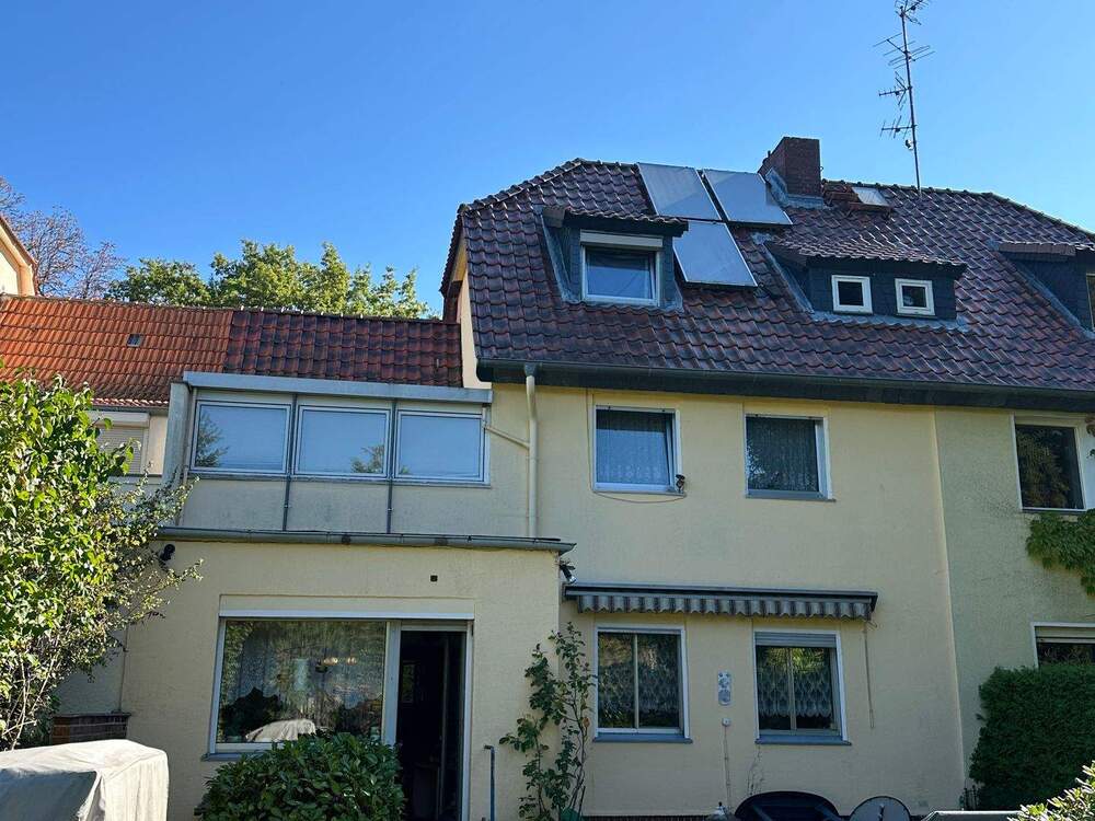 Thumbnail-Charmantes Reihenmittelhaus mit großem Garten und viel Gestaltungspotential