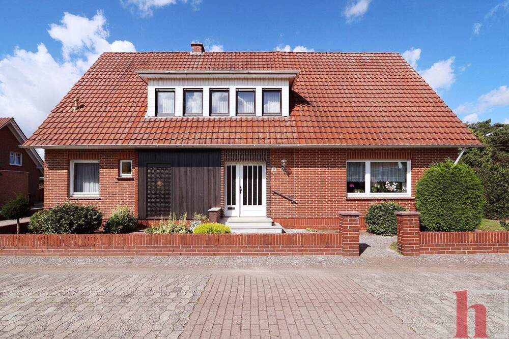 Thumbnail-Einfamilienhaus mit Gestaltungspotenzial und großem Grundstück in Holdorf