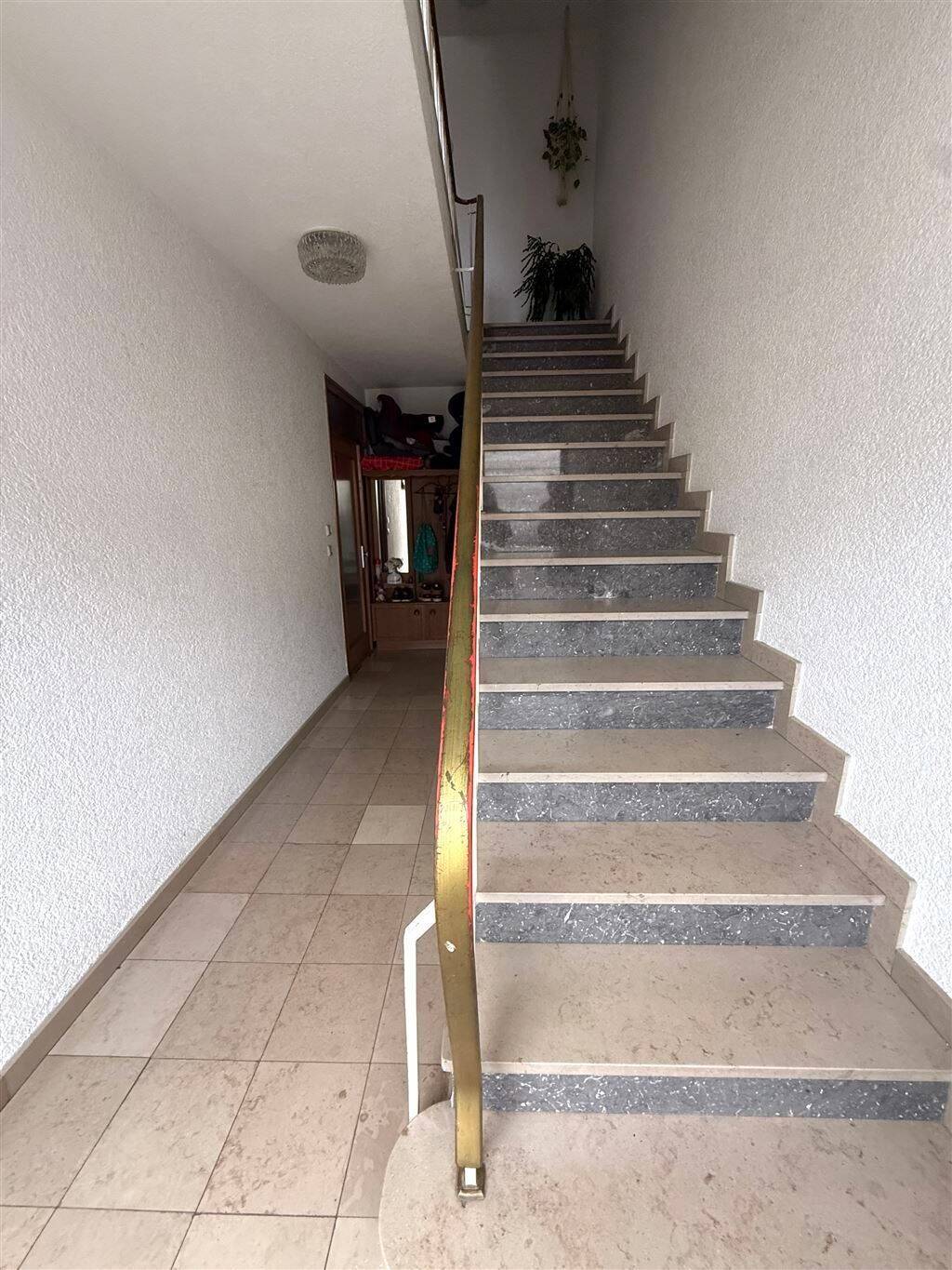 Thumbnail-Vermietetes Zweifamilienhaus mit Garten und Garage in 66787 Wadgassen zu verkaufen