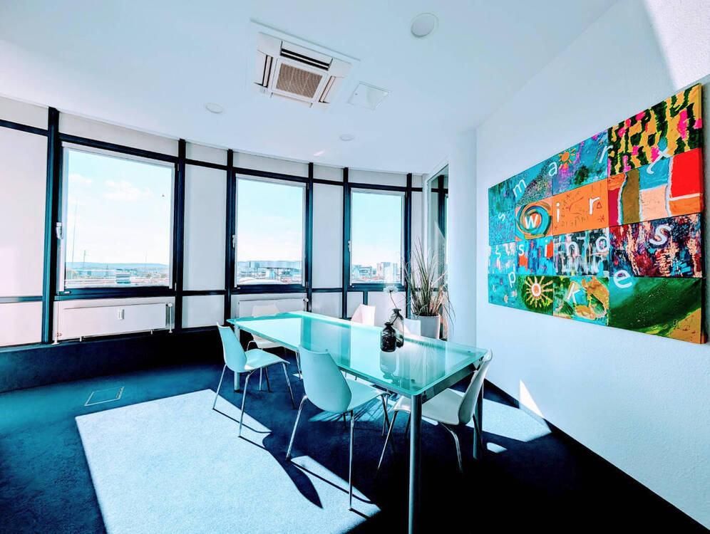 Thumbnail-Büro im Turm: Panoramablick über Böblingen, sofort bezugsbereit