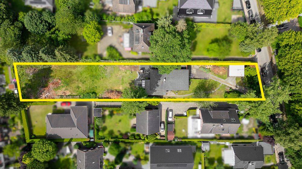 Thumbnail-Baugrundstück ohne Baubindung für ein Einzelhaus in zweiter Reihe in ruhiger Wohnlage von Rahlstedt