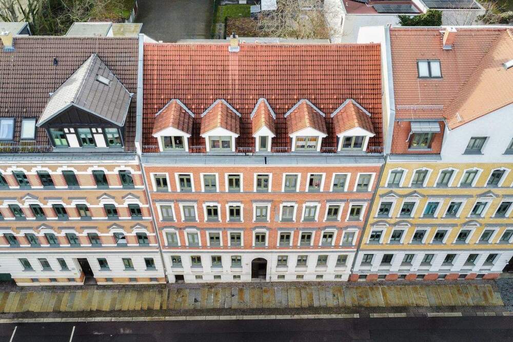 Thumbnail-ANKOMMEN, EINZIEHEN, WOHLFÜHLEN Gemütliche Dachgeschoss-Wohnung mit Loggia