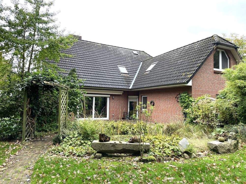 Thumbnail-Großes, solides Einfamilienhaus m. Einliegerwohnung in FeldrandlageBiotop und Traumausblick!!