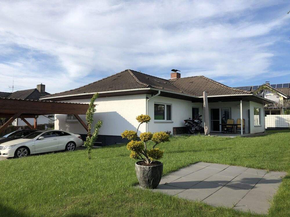 Thumbnail-Vollunterkell. Bungalow, nutzb. Speicher u. Carport in Herbolzheim-Broggingen, viele Möglichkeiten