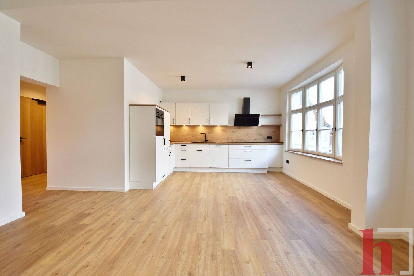 Thumbnail-stilvoll und hochwertig sanierte Obergeschosswohnung in zentraler Lage von Lohne