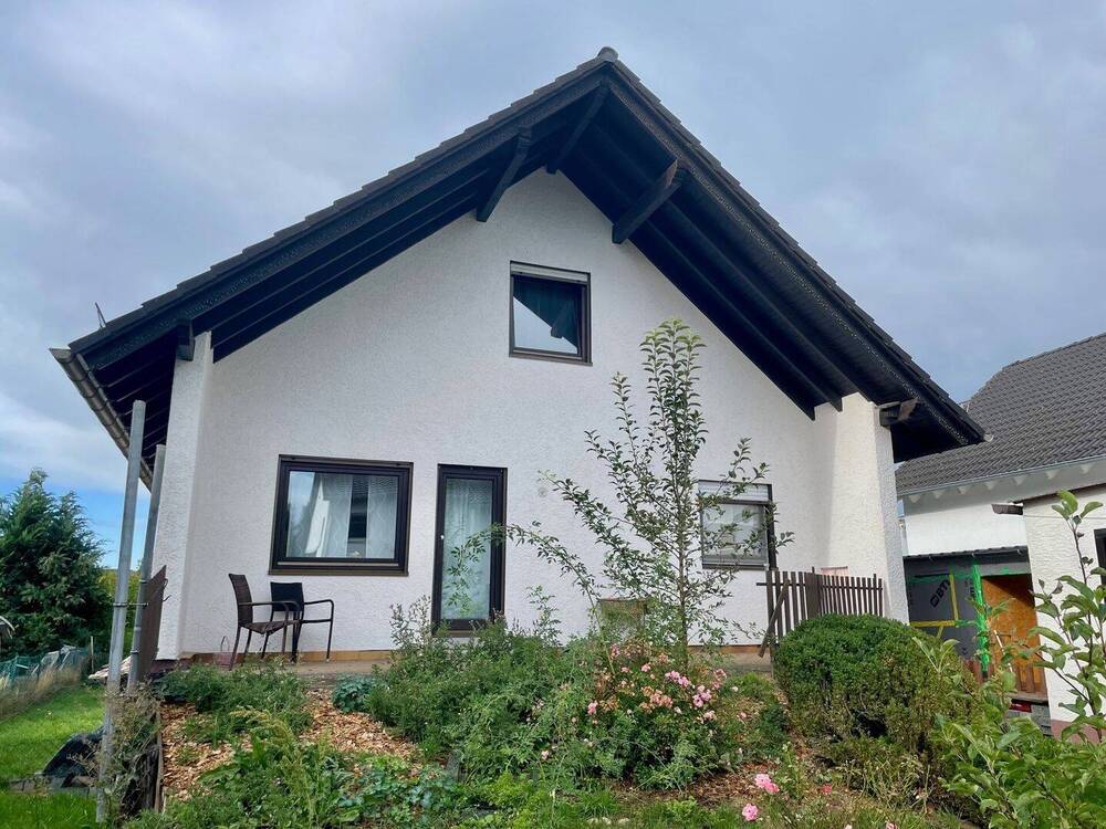 Thumbnail-PREISREDUZIERUNG: ruhig gelegenes Einfamilienhaus in Weilburg mit viel Platz und Möglichkeiten