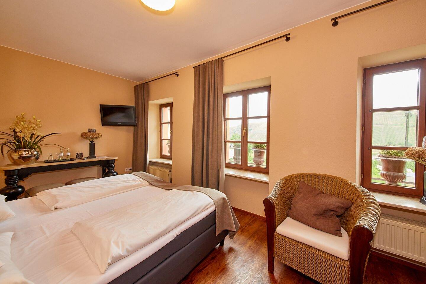 Thumbnail-Pächter für Gästehaus und Restaurant an der Mittel-Mosel gesucht