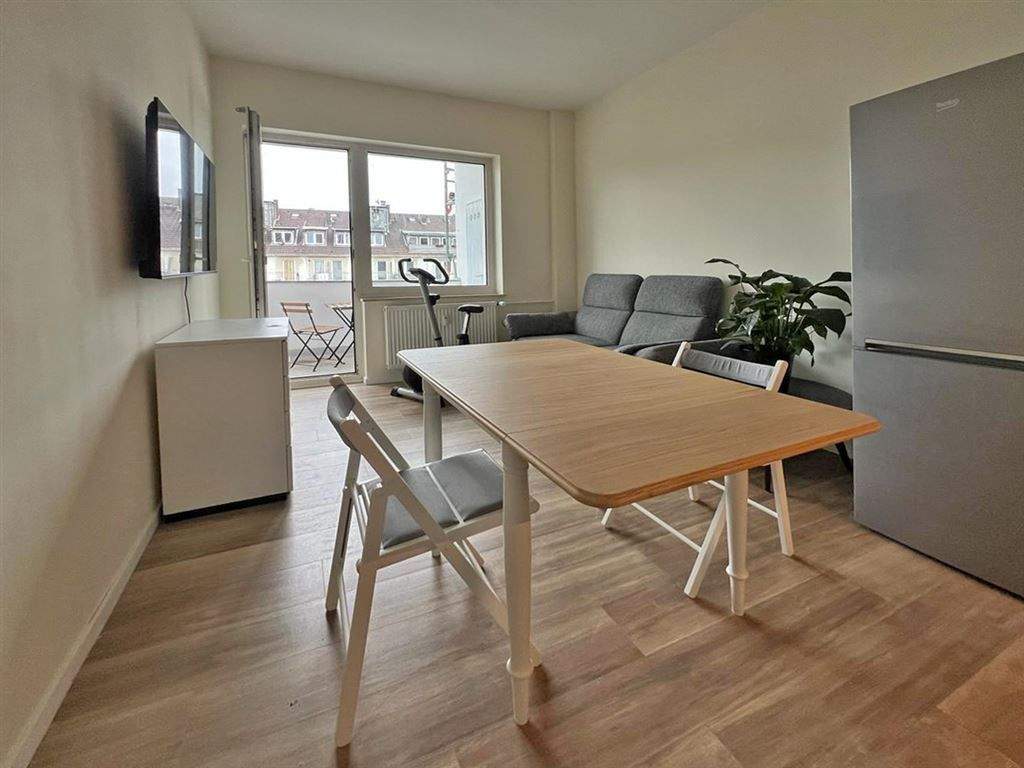 Thumbnail-Immobilien-Richter: Neu sanierte, MÖBLIERTE 2 Zimmerwohnung in Düsseldorf-Bilk