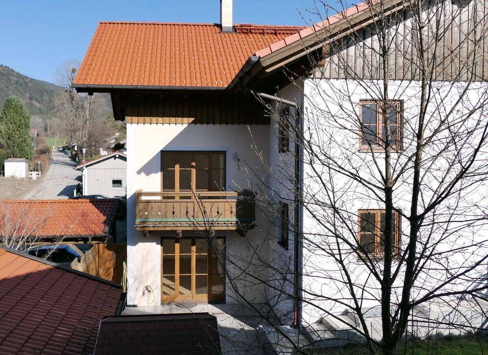 Thumbnail-Große Split-Level-Wohnung (6 Räume) mit Bergpanorama