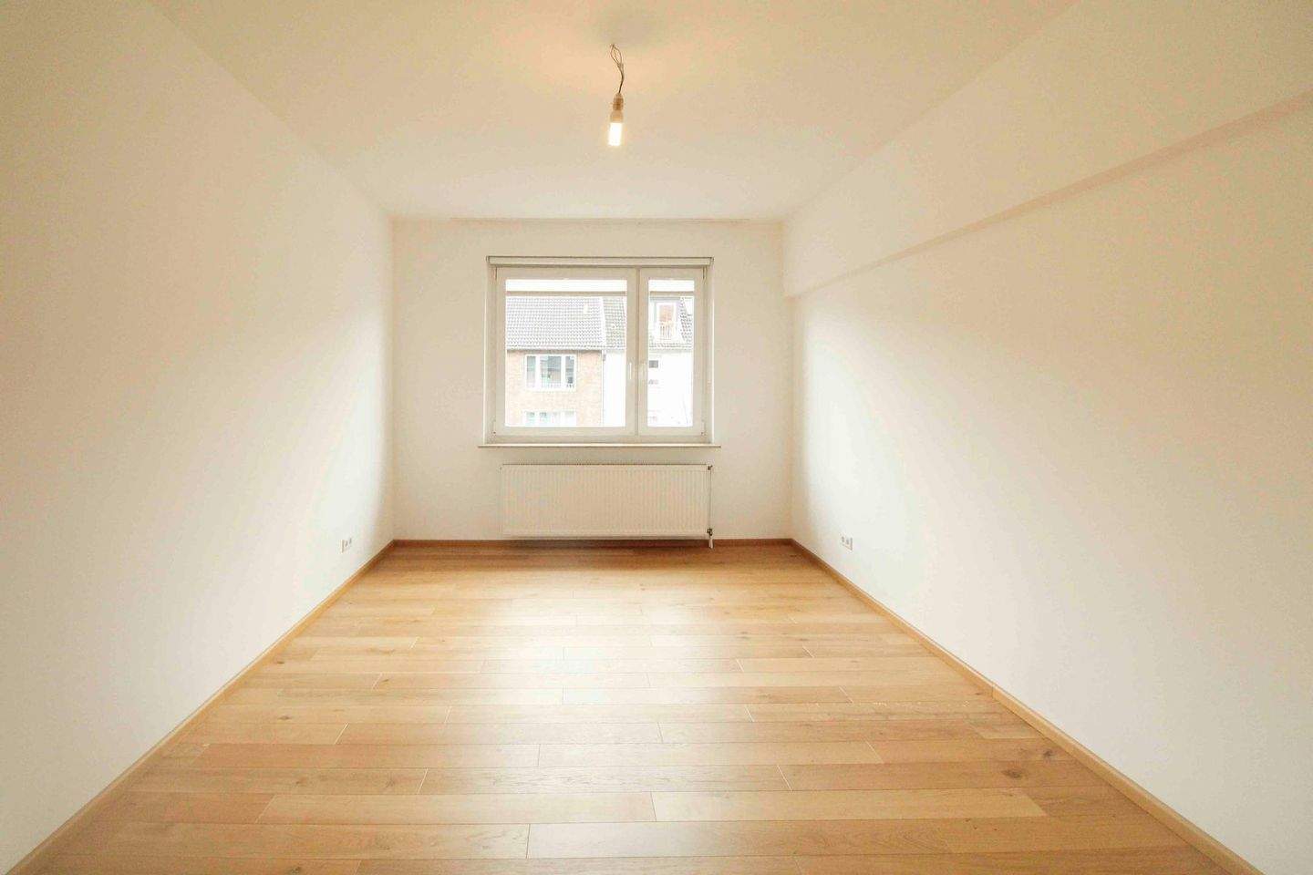 Thumbnail-Urban leben und genießen: 3 Zimmer Wohnung mit Balkon in Düsseldorf-Bilk