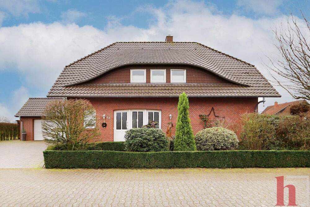Thumbnail-Gepflegtes Wohnhaus mit Doppelgarage auf einem Erbbaugrundstück in Lohne