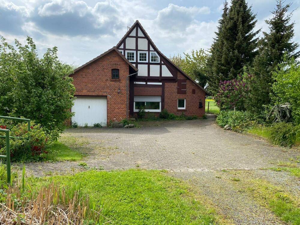 Thumbnail-Solides freistehendes Einfamilienhaus-Fachwerkhaus