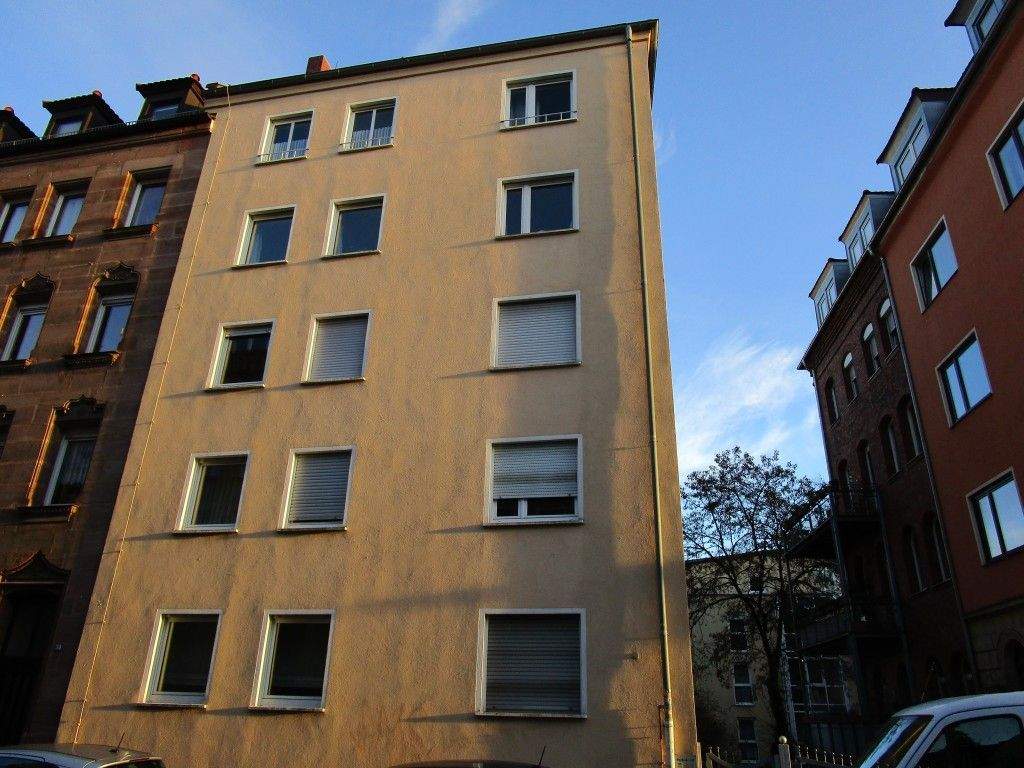Thumbnail-4 Zi. ETW mit Balkon in begehrter Wohnlage Nürnberg - Stadtpark, Maxfeld Wohnung kaufen
