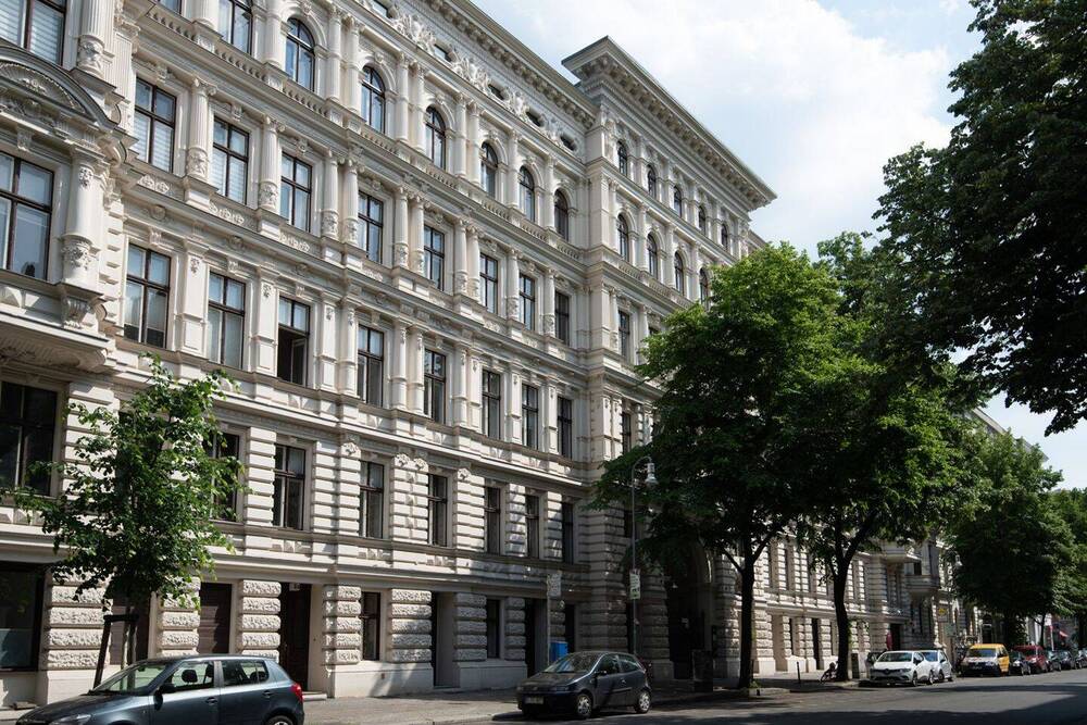 Thumbnail-Vermietete Praxis: Sanierte 166 m² Gewerbefläche mit 6 Räumen im Kreuzberger Denkmal