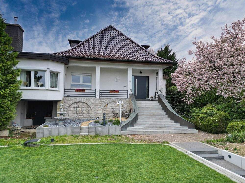 Thumbnail-Großzügig, gemütlich, einzigartig - Charmantes Einfamilienhaus in Horn-Bad Meinberg *Provisionsfrei*