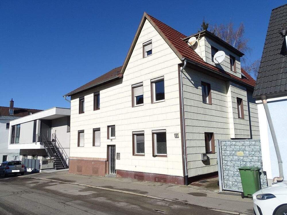 Thumbnail-Moderne renovierte Doppelhaushälfte in zentraler ruhiger Lage von Schwenningen - sofort frei!