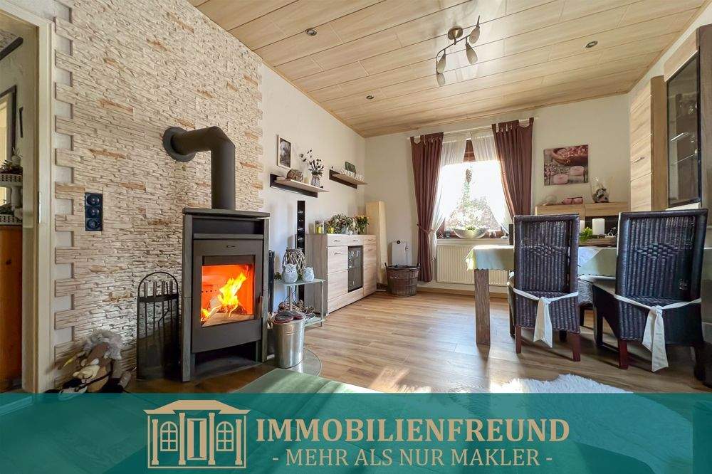 Thumbnail-Stilvoll modernisiert: Gemütliche Wohnung mit Kamin, Erker und Garten an der Volme