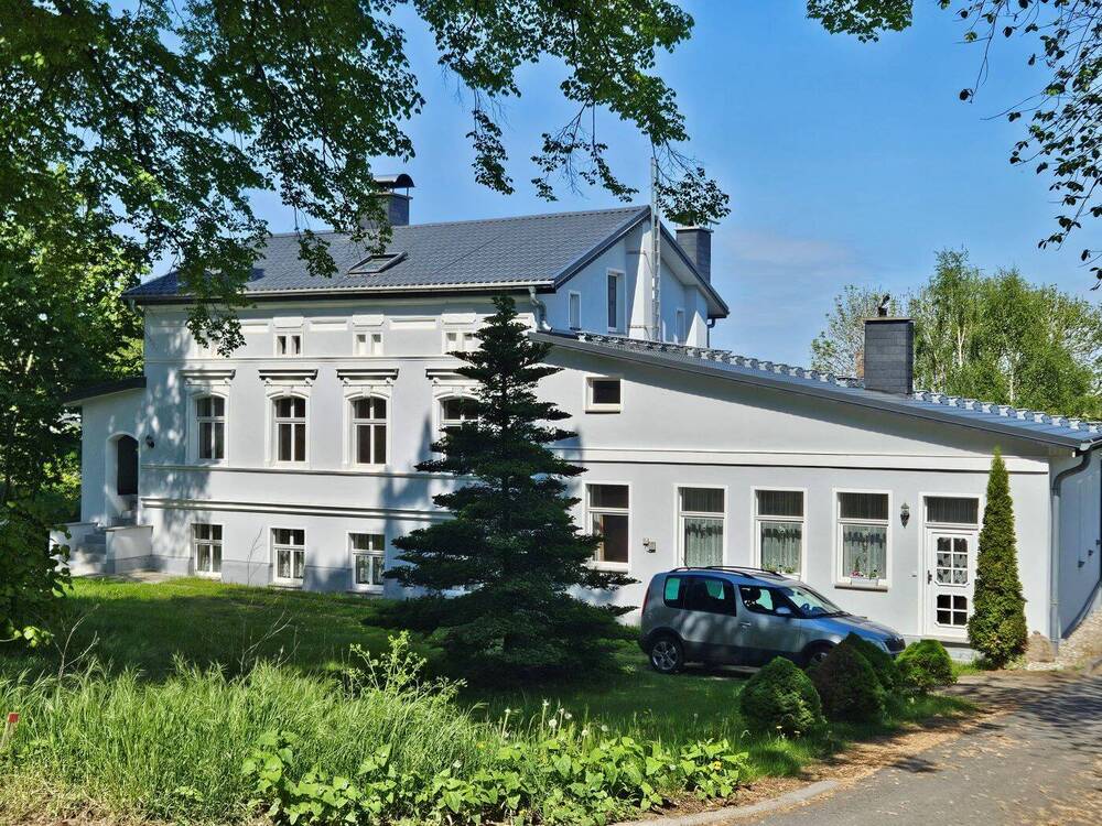 Thumbnail-Viel Platz am Stadtrand! Teilvermitetes Mehrfamilienhaus mit Potential!