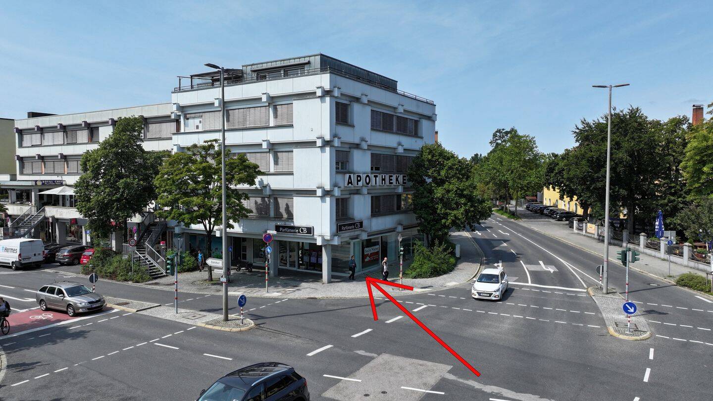 Thumbnail-Hingucker-Lage mit XXL-Glasfront - Ihr neuer Top-Standort!