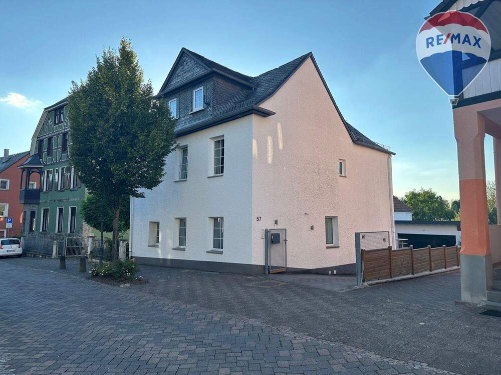 Thumbnail-Großzügig und modern: Einfamilienhaus in Höhr-Grenzhausen