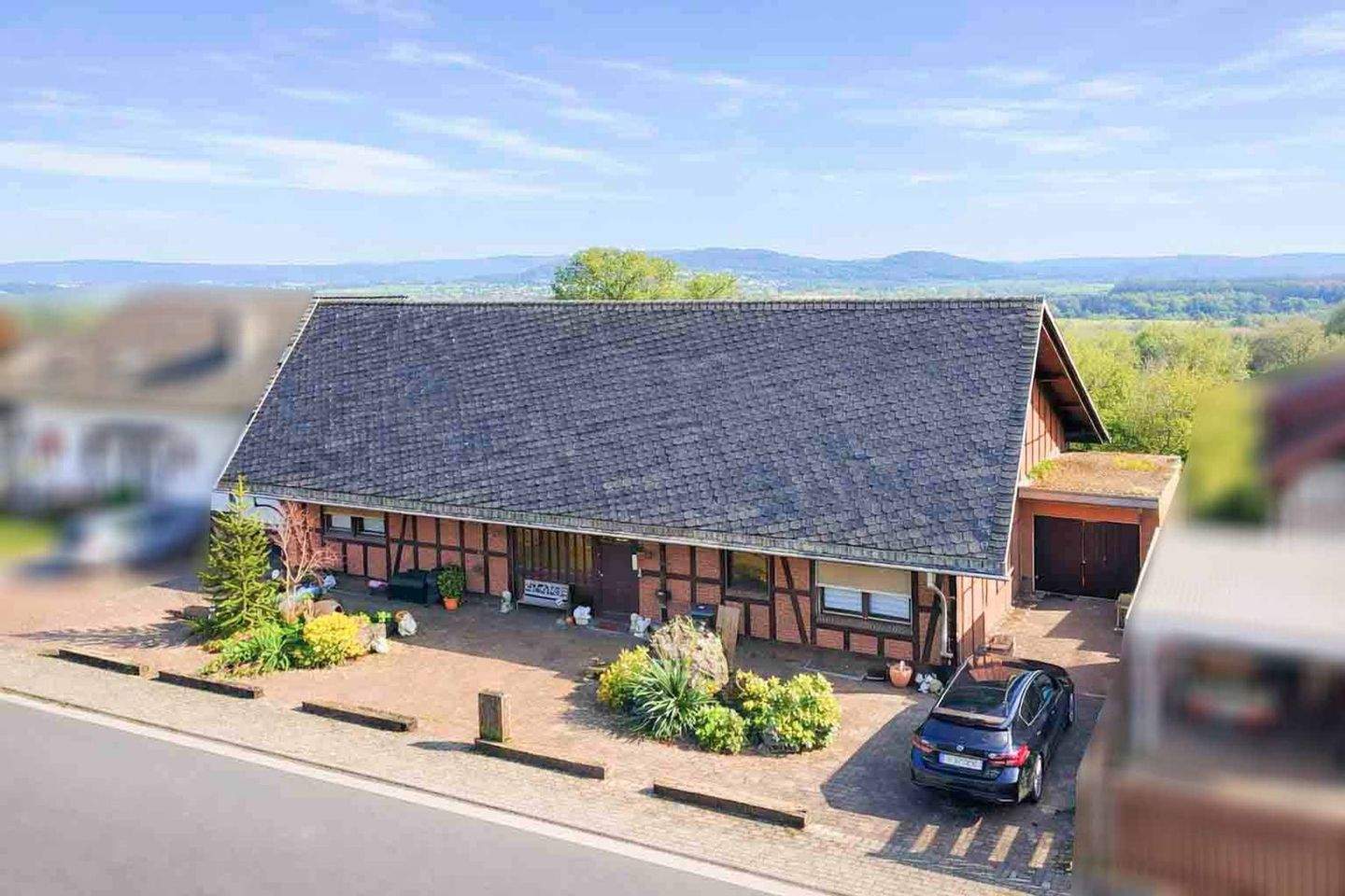 Thumbnail-Viel Platz für große Träume - Architektenhaus mit Galerie und großem Garten