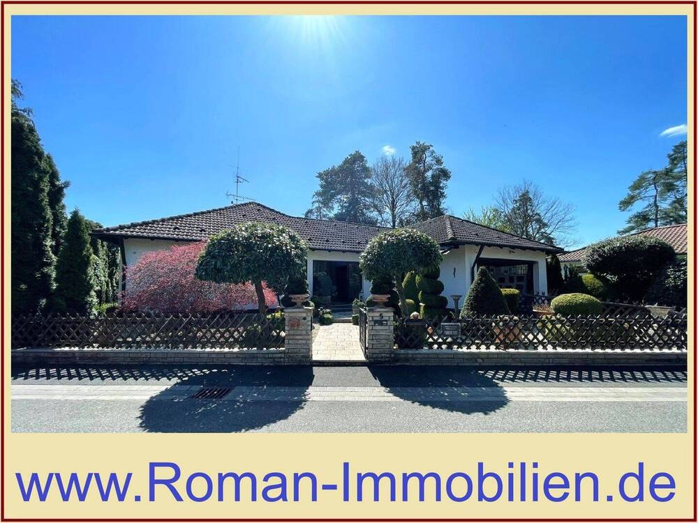 Thumbnail-Exklusiver Bungalow mit Doppelgarage und Pool in Röthenbach an der Pegnitz!